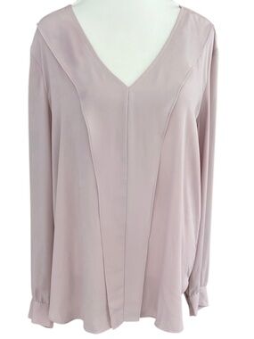 Ann Taylor Lilac V-Neck Long Sleeve Blouse size L.